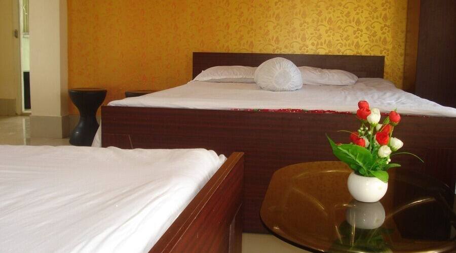 Petrel Beach Resort, Midnapore 2